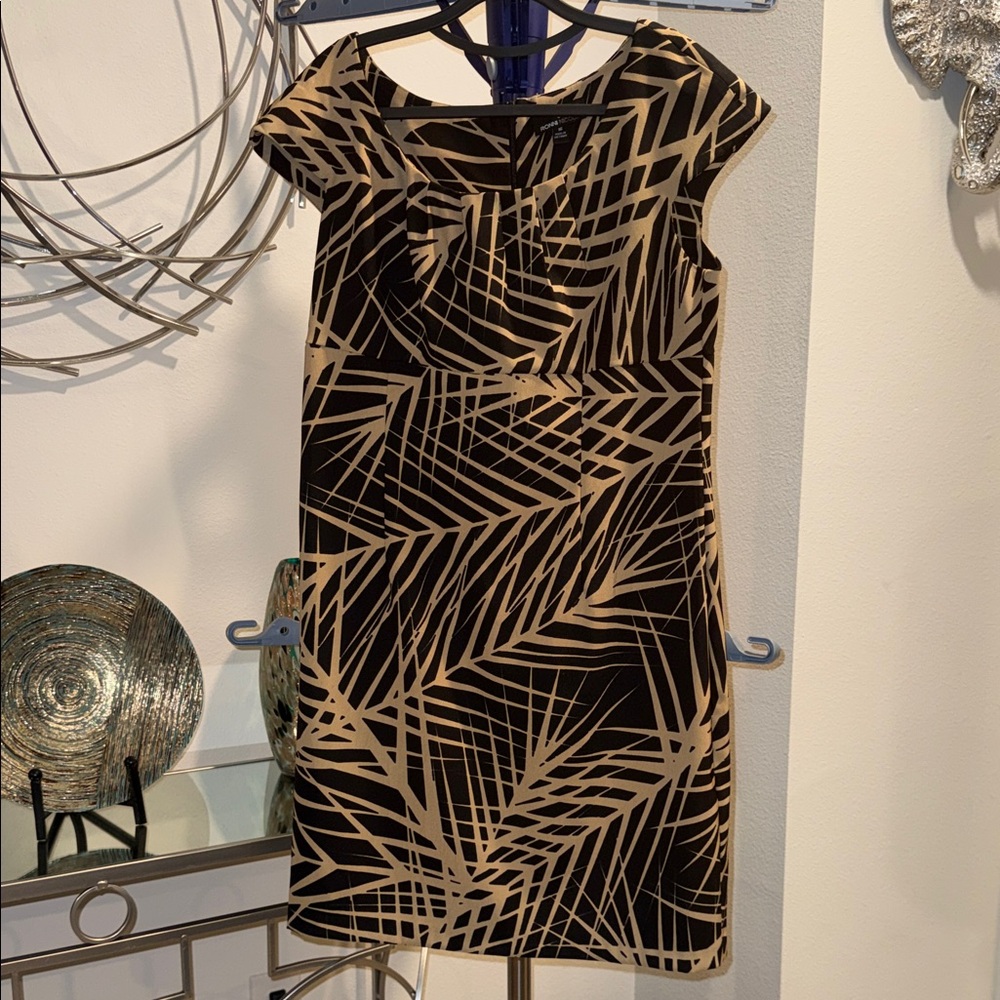 Ronni Nicole Black and Tan Palm-Print Mini Dress